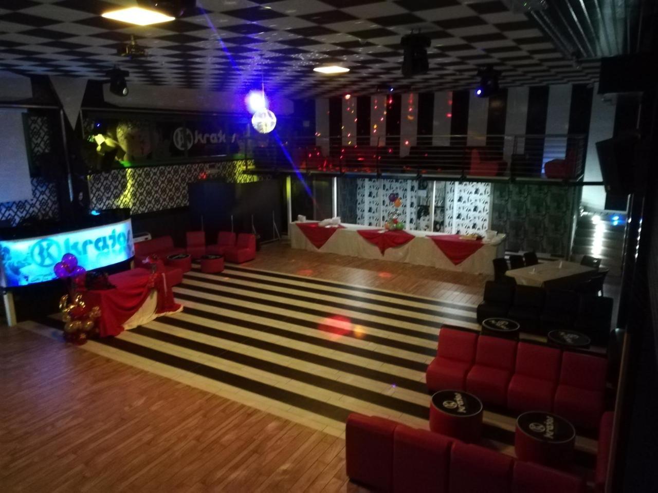 Motel Kratos Bisignano Zewnętrze zdjęcie
